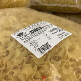   4 Tojásos Szendrei Fodros Kocka Száraztészta 10 kg. Lédig